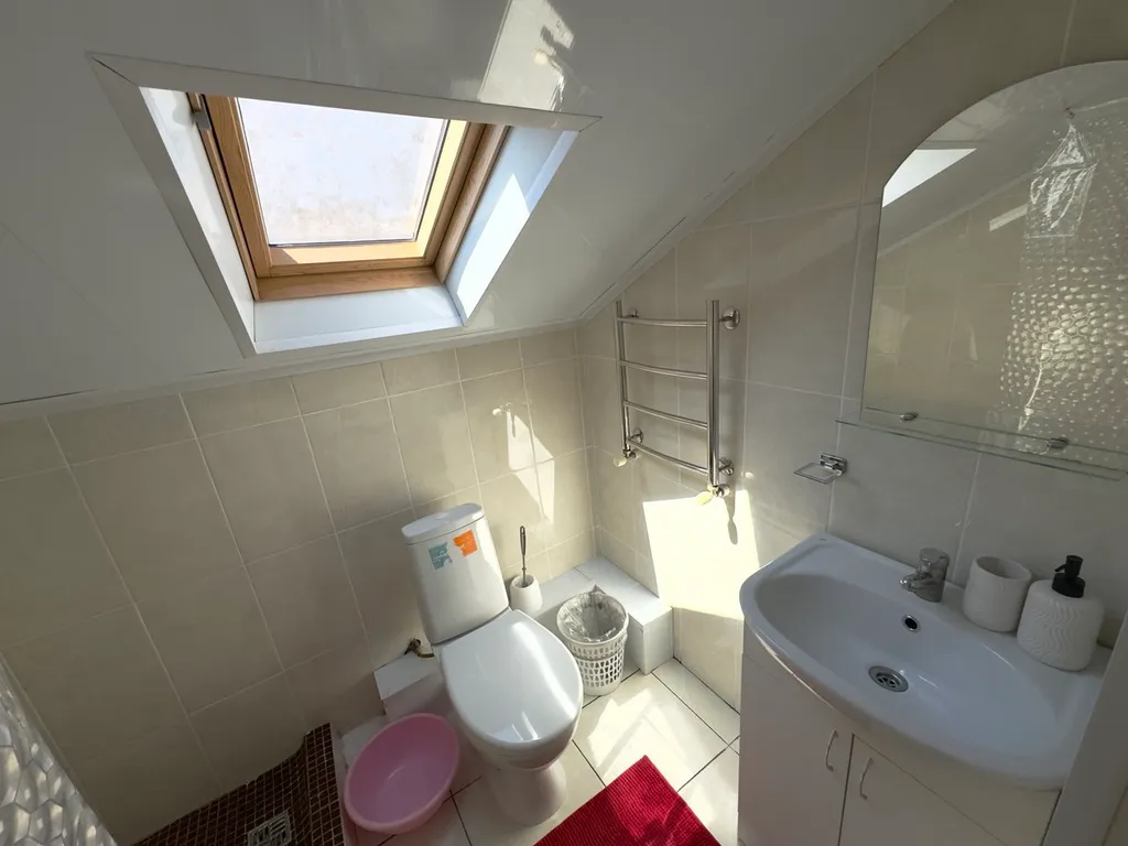 Номер с двухспальной кроватью и доп. Местом, с балконом и видом на море