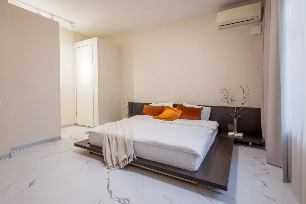 Квартира MyHomeYourHome в клубном доме с бассейном