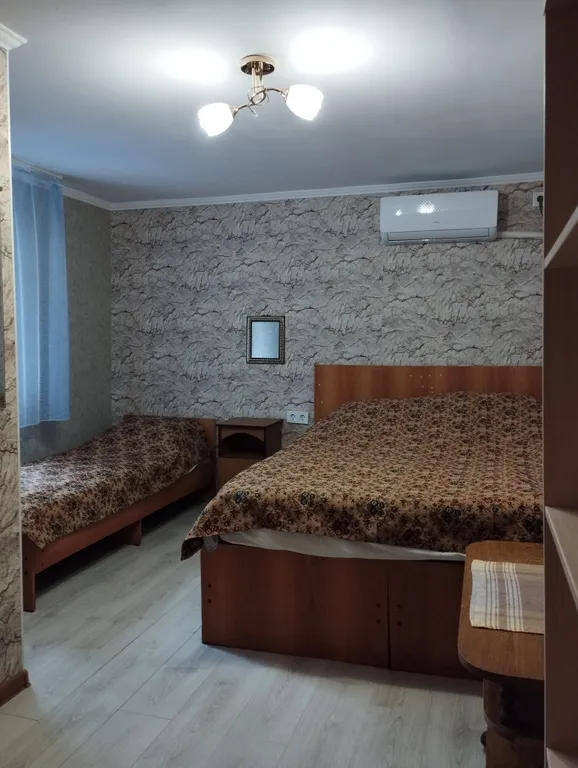 Квартира Квартира Трёх местный Люкс,в гостевом доме "До,ре,ми" — Витязево