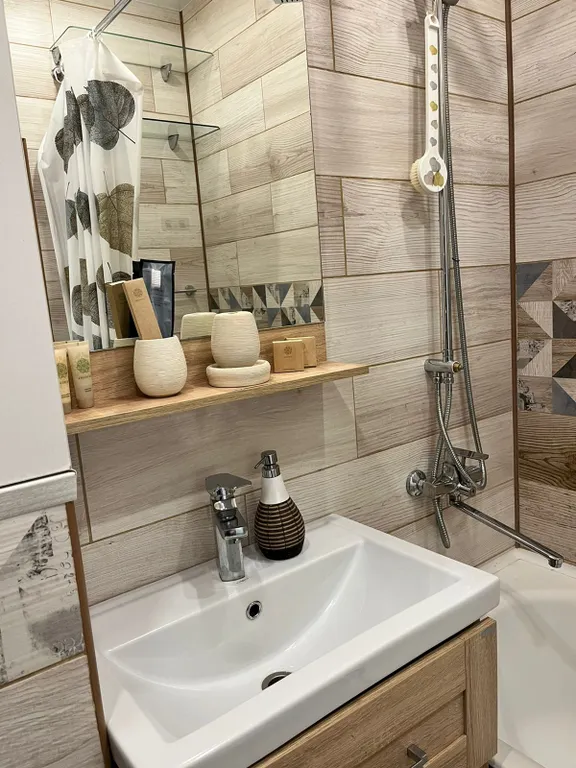 Шикарная квартира с современным ремонтом в цвете Тиффани