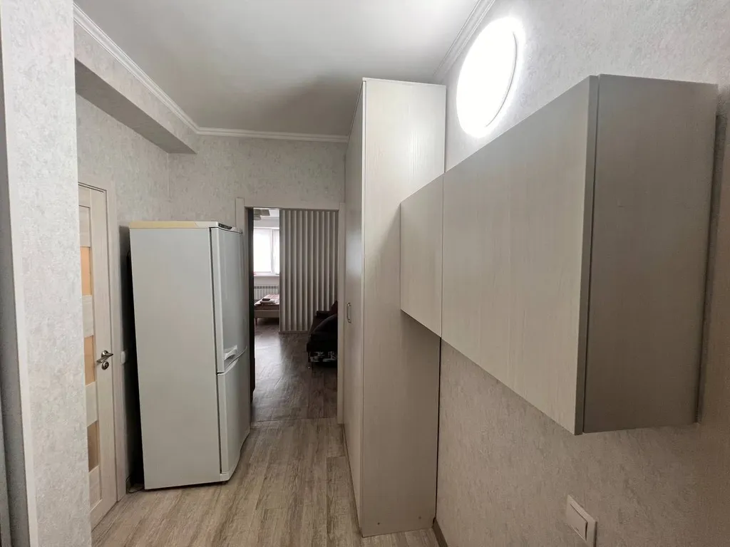 Квартира Уютная светлая студия, центр, ТЦ Вояж, парковка, кафе, аквапарк источник — Тюмень