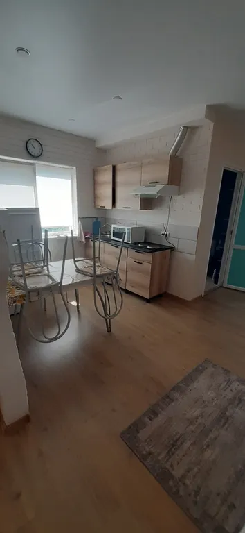 Уютный современный дом около моря