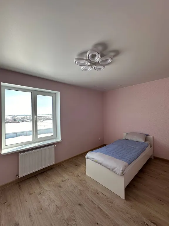 Новый, уютный дом