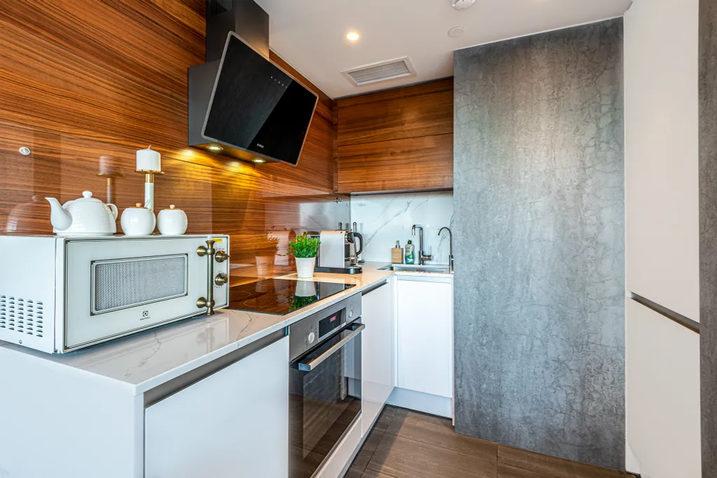 Видовые апартаменты с балконом