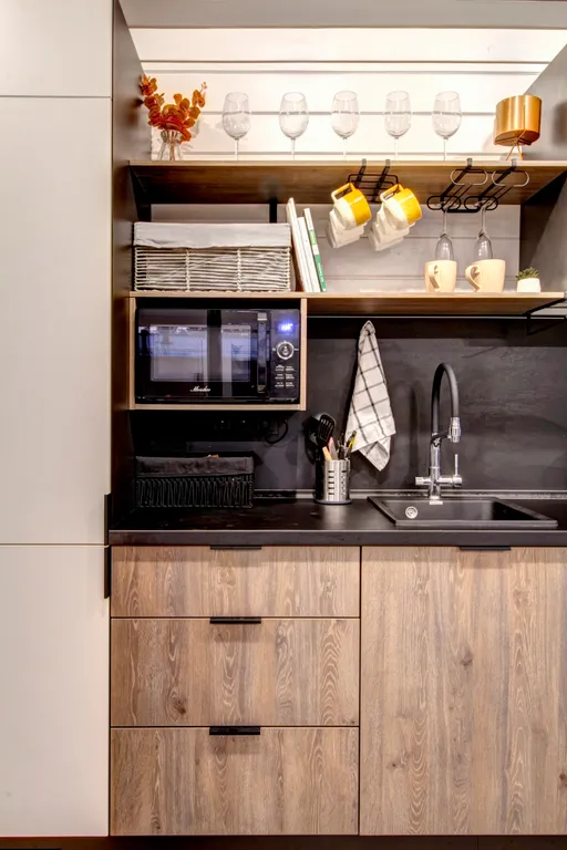 Уютный домик с видом на лес