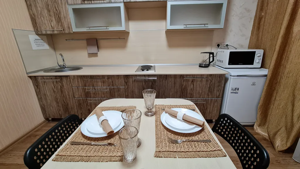 Просторная комфортабельная двухкомнатная квартира в многоэтажном доме