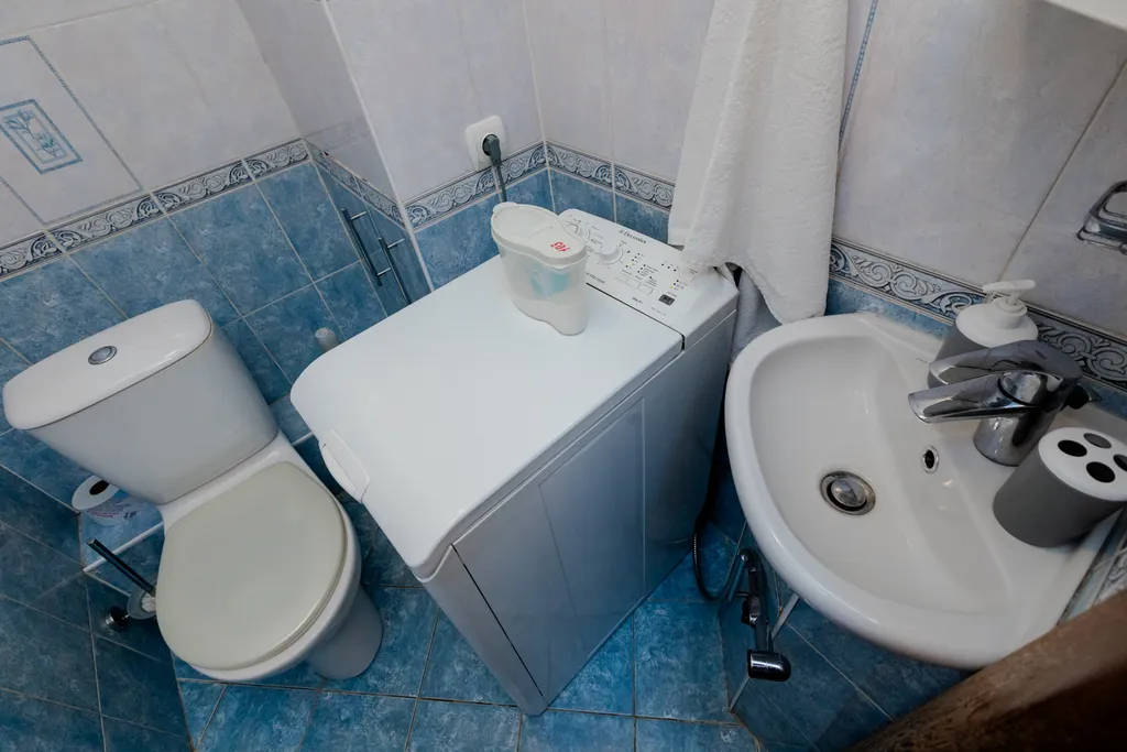 Жилая комната в 3-комнатной квартире 103