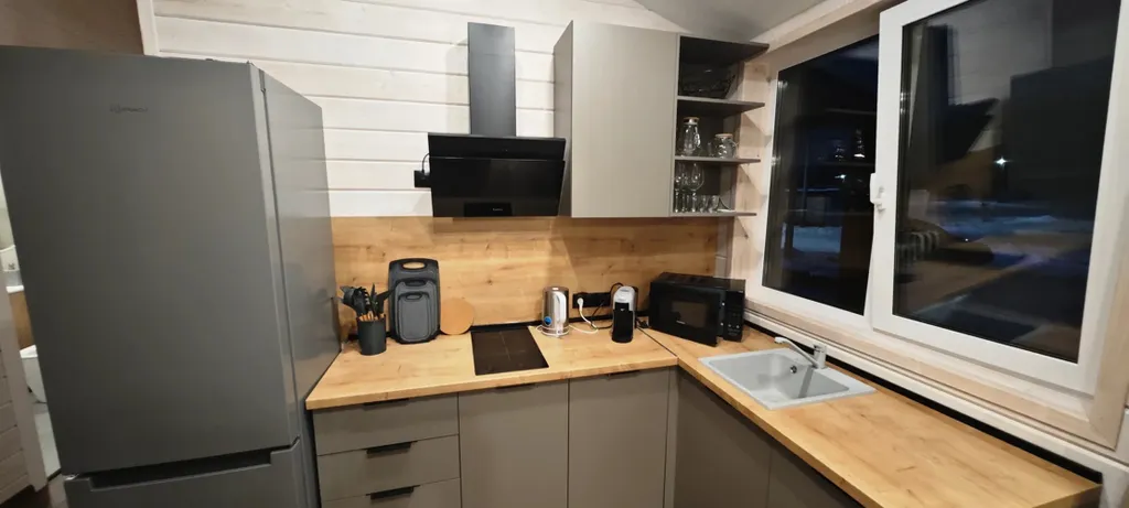 Коттедж Коттедж Уютный барнхаус на берегу реки Искона в окружении соснового леса — Можайск