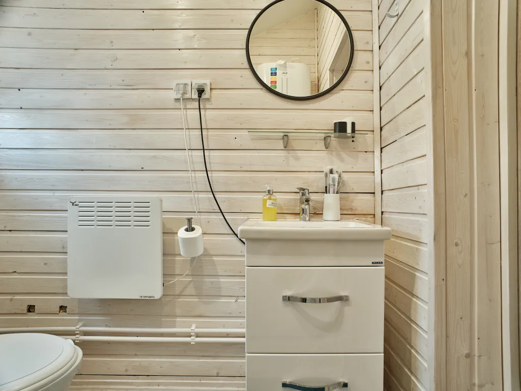 Творческий дом с игровой и полкой увлечений