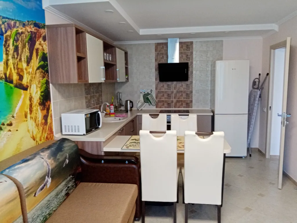 Современная квартира в Алуште на 1-й линии от моря