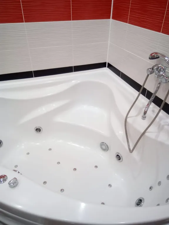 Dubki Люкс с большой джакузи в центре