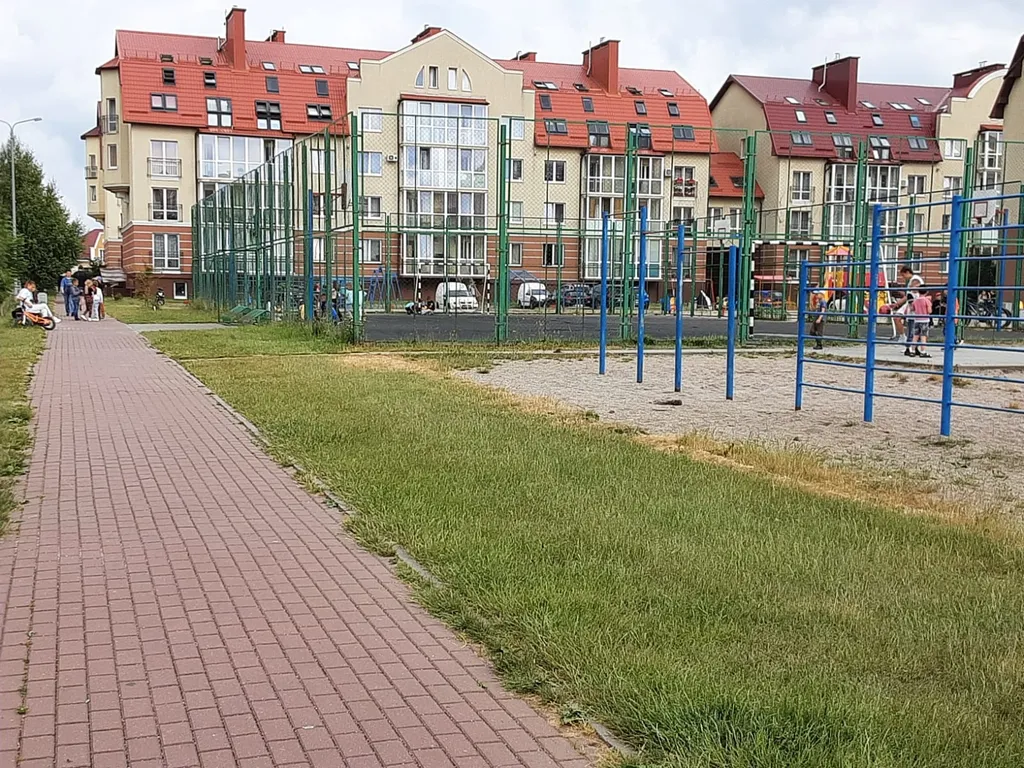 Светлая уютная 1-комнатная квартира в центре районе Новой Резиденции Гурьевска