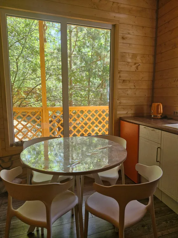 Коттедж Домик в лесу — Кисловодск