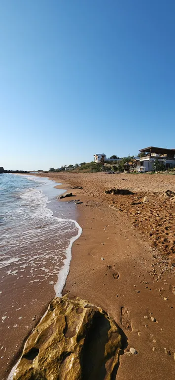 Коттедж Часть дома. 2 этаж, потрясающий вид на море — Осовины