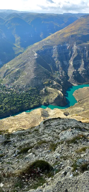 Квартира Просторная квартира со свежим ремонтом удобная локация — Махачкала