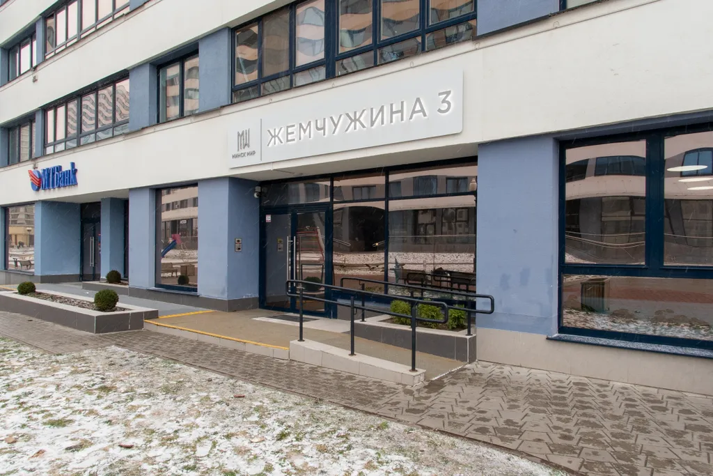 Квартира Квартира Новая современная студия в Minsk World возле метро и 2 станциях от ЖД — Минск