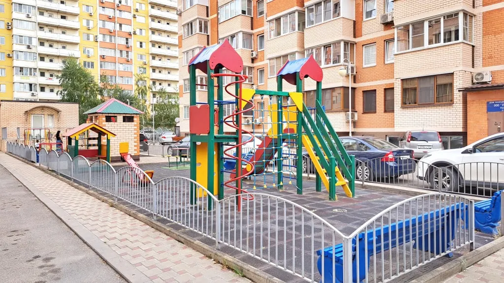 Квартира Уютная, просторная 2-комнатная квартира — Краснодар