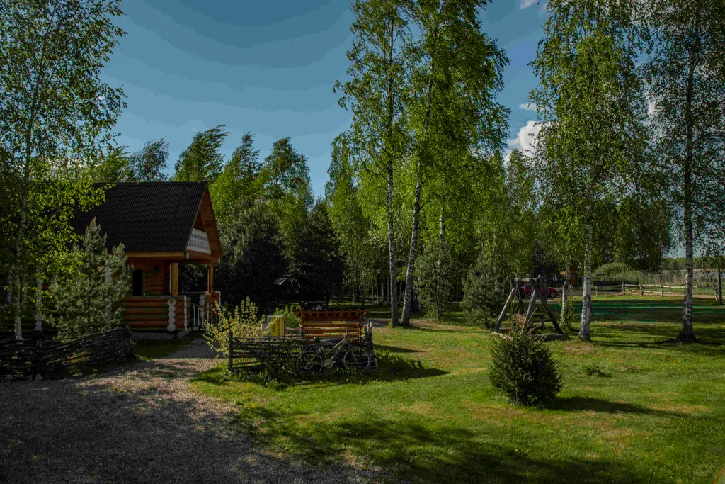 Уютный коттедж с балконом на шесть человек на берегу озера Селигер