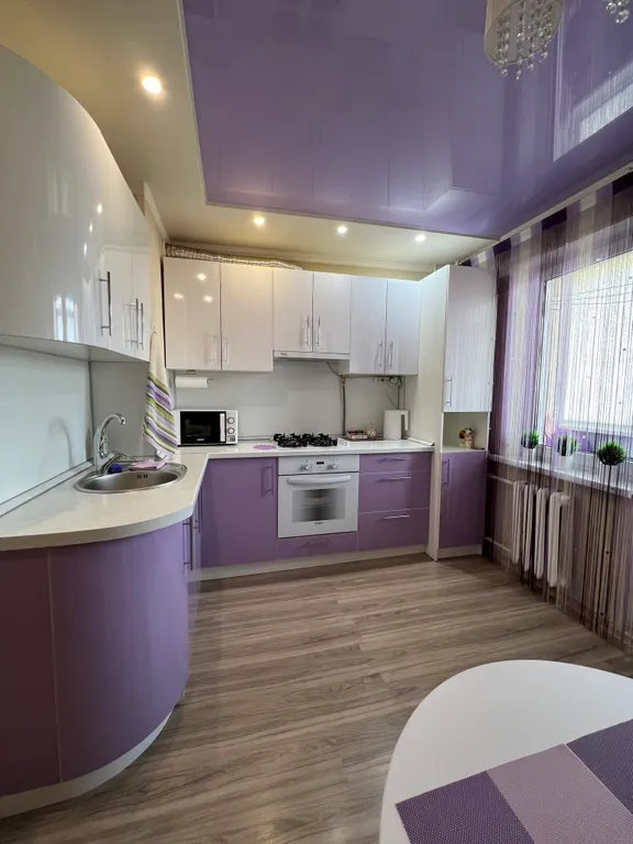 Квартира Светлая и уютная квартира — Лабинск