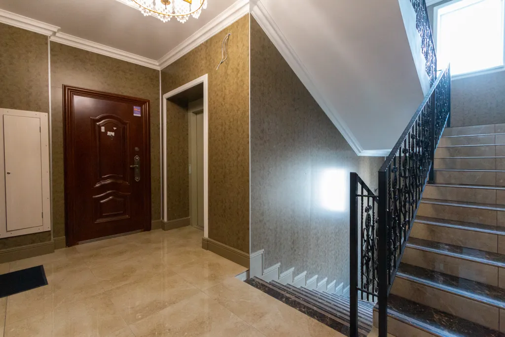 Стильная квартира на первой береговой линии