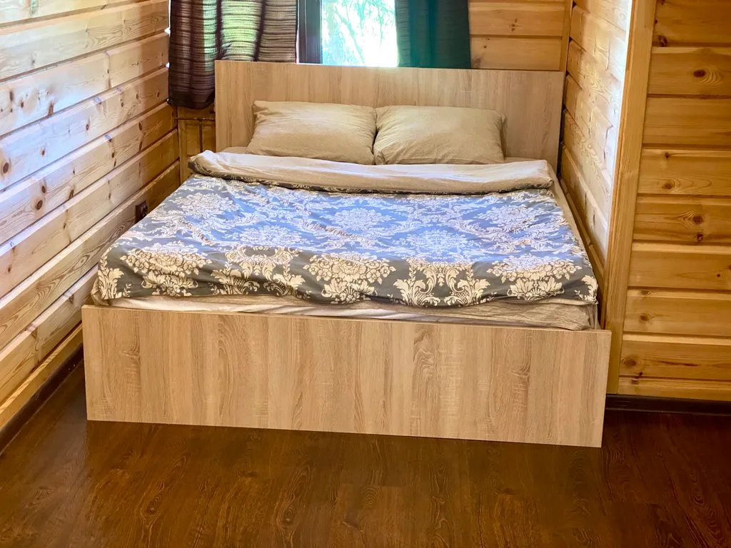 Домик в живописном месте на берегу Ладожского озера