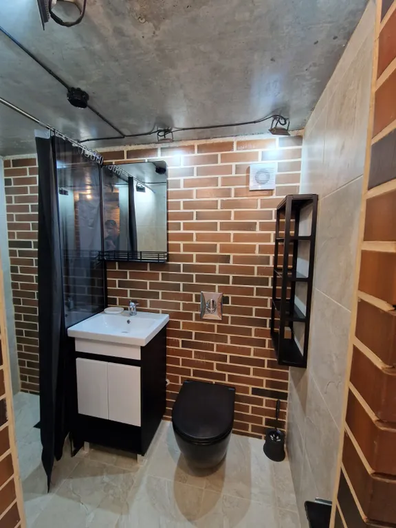 Квартира с новым ремонтом в стиле лофт