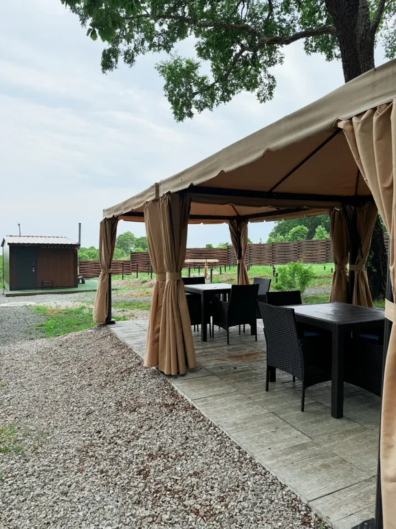 Дом 36m2 — терраса, чан, большой теплый бассейн