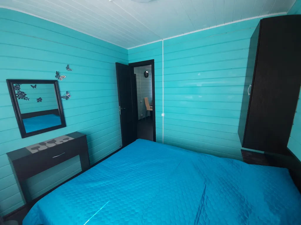 Дом на озере Вуокса с баней и беседкой