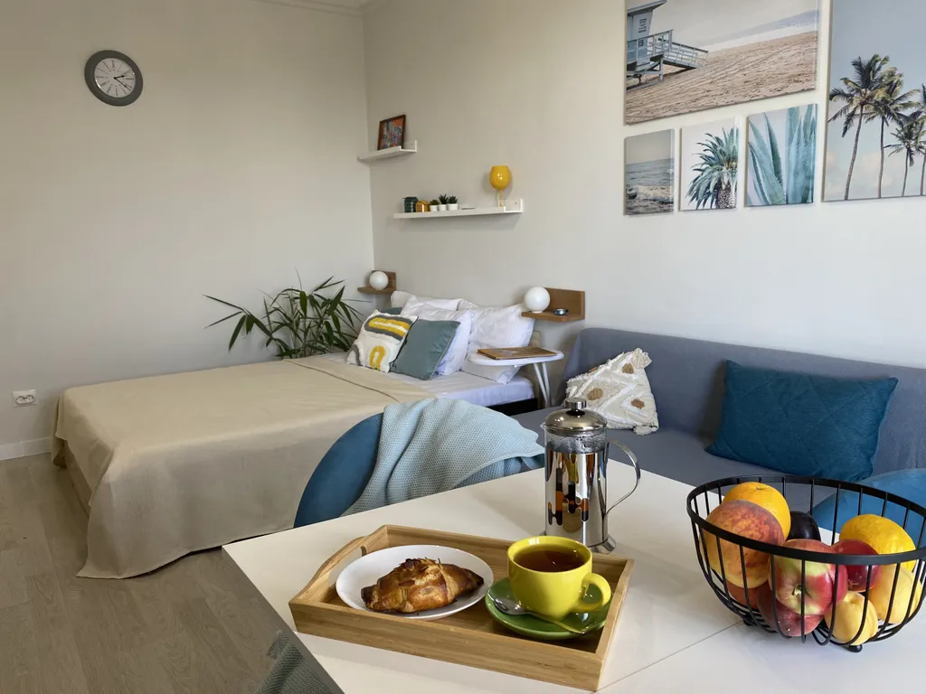 Солнечная, видовая квартира в центре