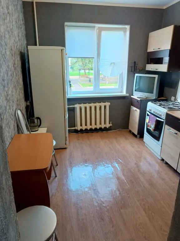 Двухкомнатная квартира улучшенной планировки эконом Отчетные документы — аренда посуточно в Нижний Тагил