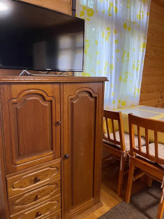 Двухэтажный дом в частном секторе