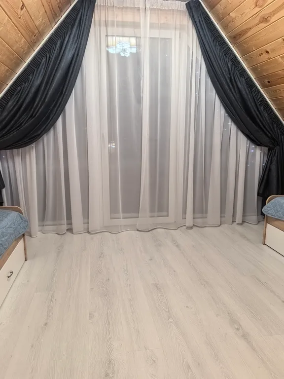 Дом на берегу Ладоги с песчаным пляжем, баня с купелью