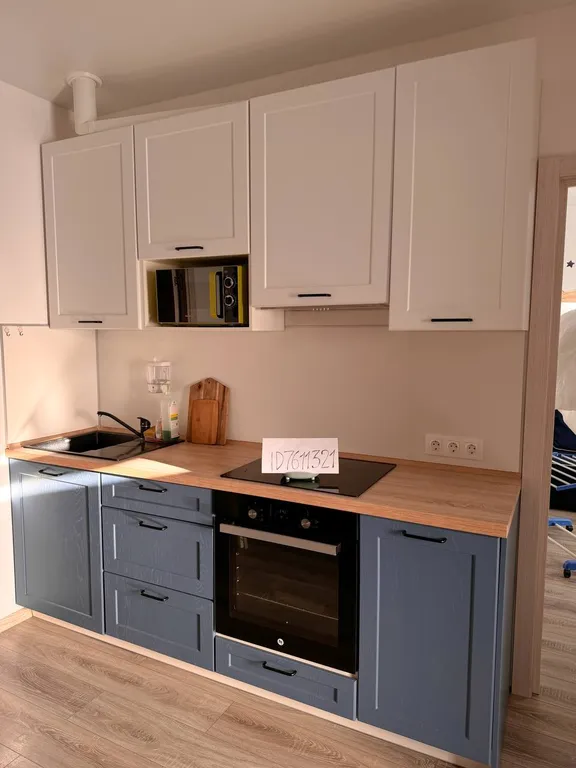 Уютная квартира напротив бассейна со своими лежаками, 7 спальных мест