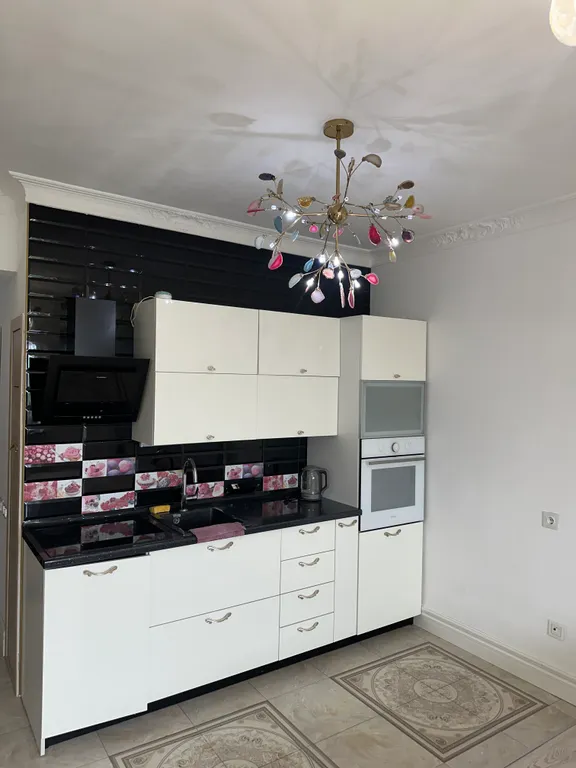 Квартира Апартаменты возле аэропорта — Алматы