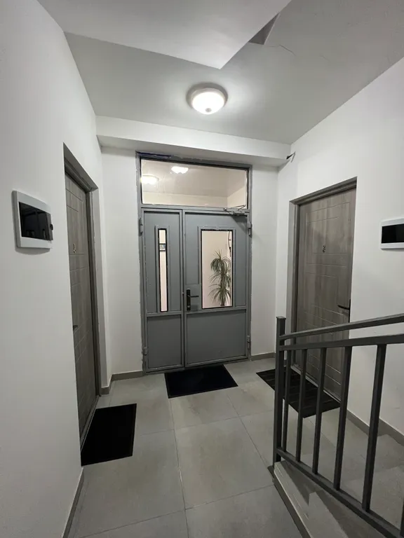 Comfort with Green Refreshing Interior Self Check In