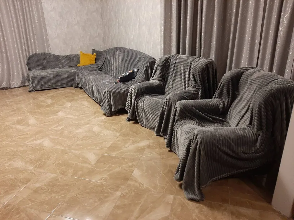 Дом с беседкой