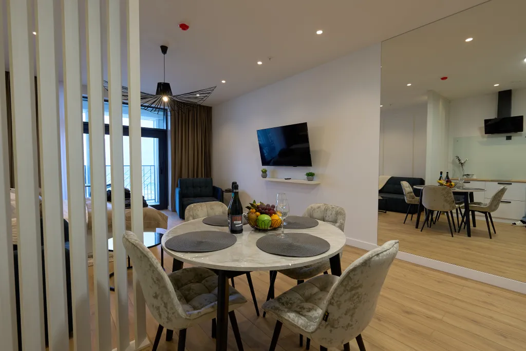 Уютные апартаменты на третьем этаже с видом на море