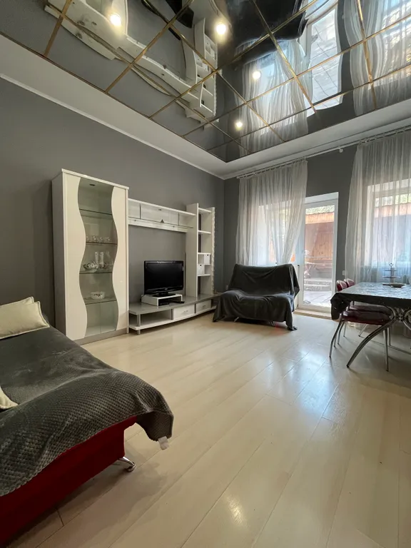 Добро пожаловать в уютное бунгало на озере Банном