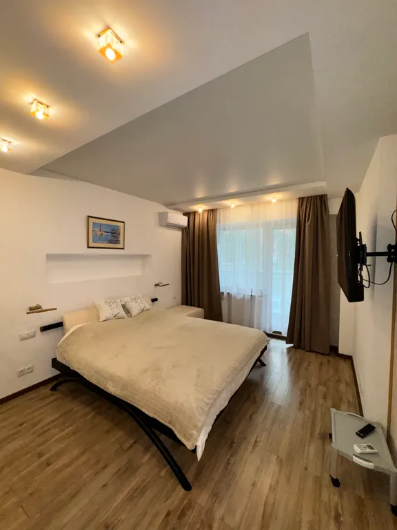 Современная квартира с видом на море и шаговой доступностью до центра