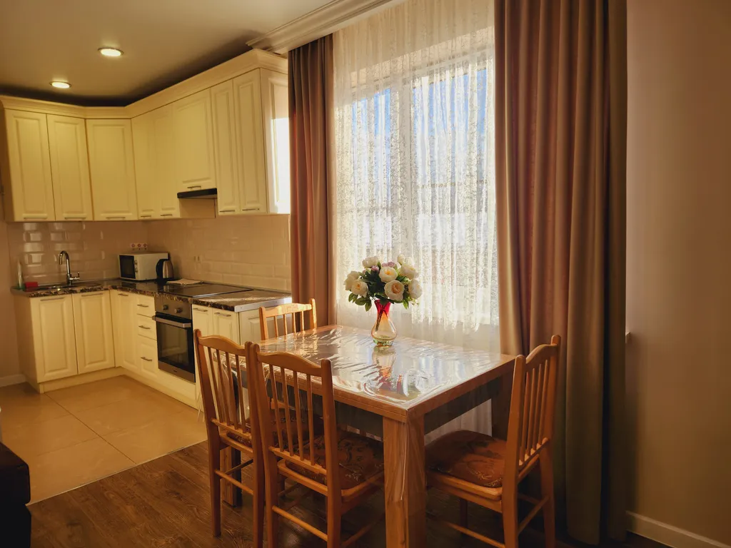 Квартира с видом на горы