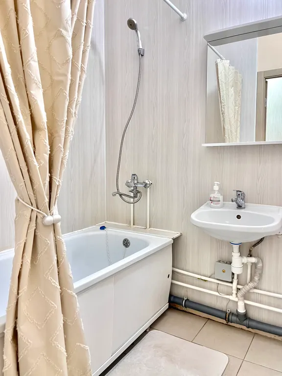 Стильная квартира в центре с прекрасным видом на город