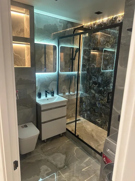 Квартира Уютная двухкомнатная в центре — аренда посуточно в Кировск