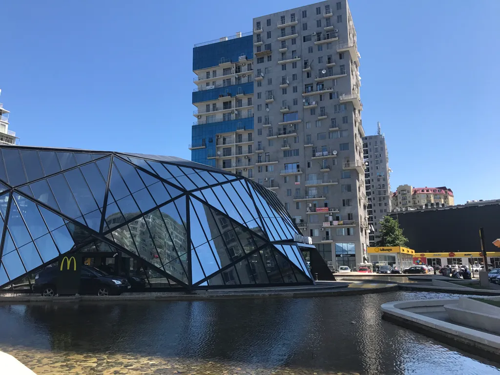 3-комнатная Квартира — аренда посуточно в Батуми