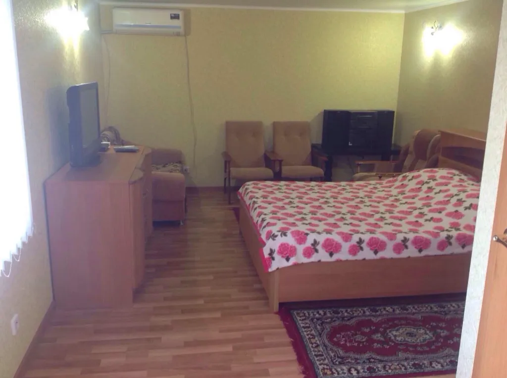 Коттедж 1-комнатный Дом — Ейск