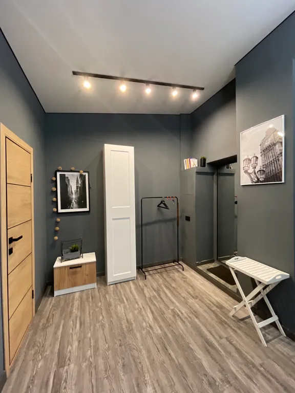 Дом с дизайнерским ремонтом в стиле лофт