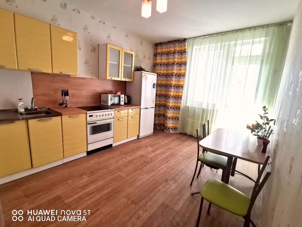 Квартира Светлая квартира рядом с ТРЦ Планета — Красноярск