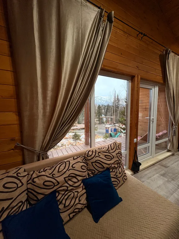 Дом с видом на горы