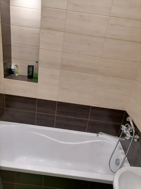 Хорошая 1 комнатная квартира.