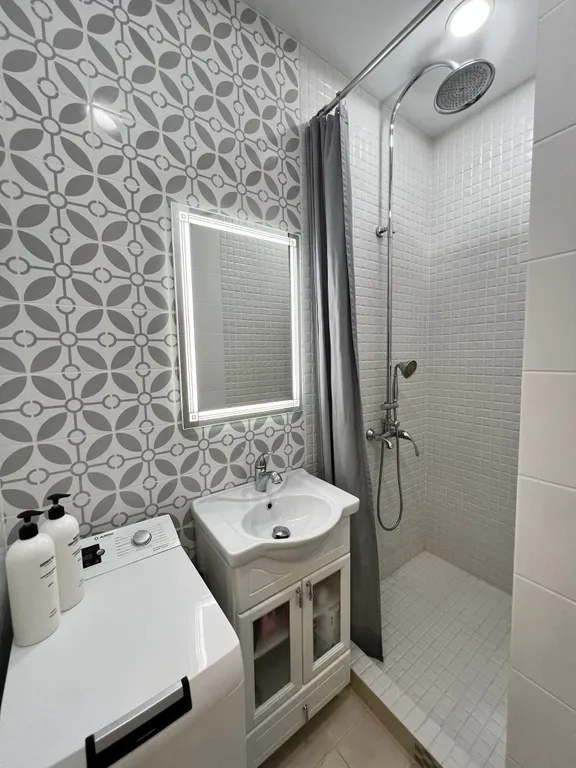 Уютная квартира в центре города с дизайнерским ремонтом