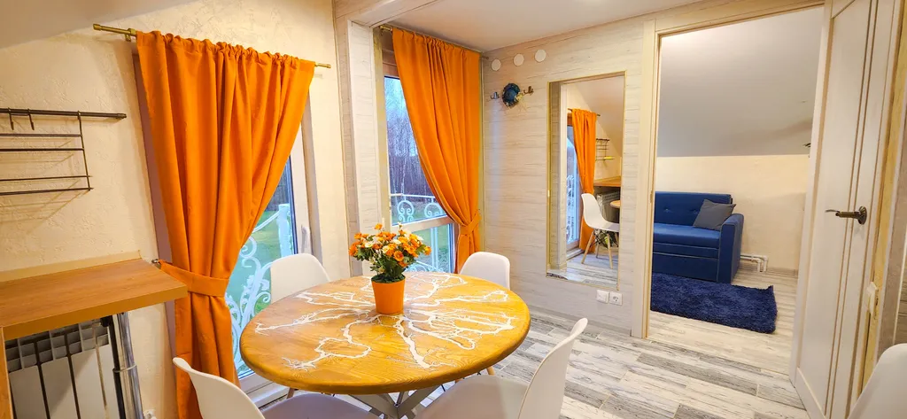 Домик Дин Гиора